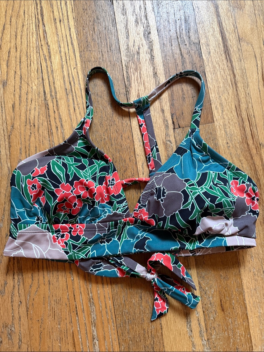 Carve Designs Dahlia Swim Top